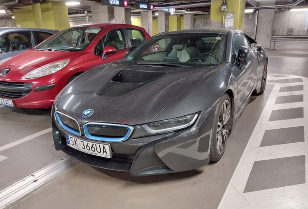 BMW i8