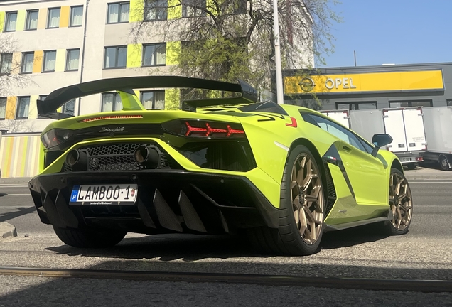 Lamborghini Aventador LP770-4 SVJ