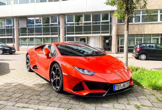 Lamborghini Huracán LP640-4 EVO