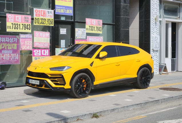 Lamborghini Urus