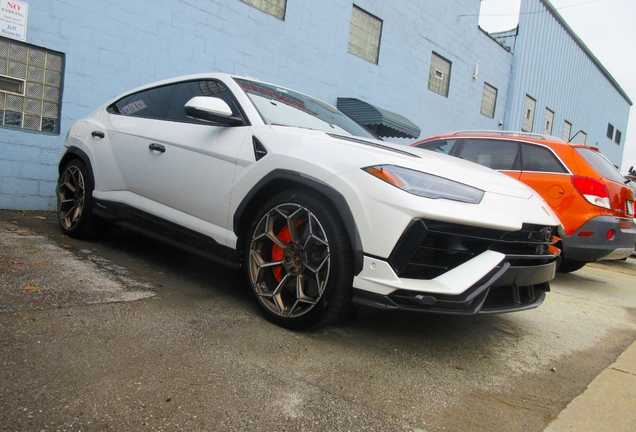 Lamborghini Urus Performante