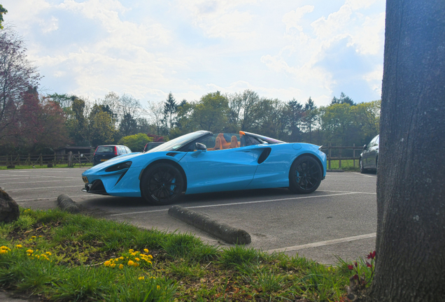 McLaren Artura Spider