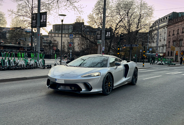 McLaren GTS