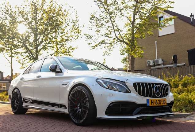 Mercedes-AMG C 63 S W205