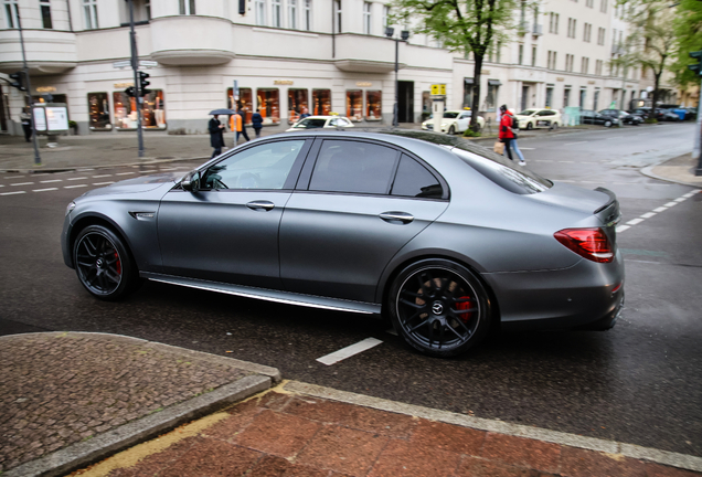 Mercedes-AMG E 63 S W213