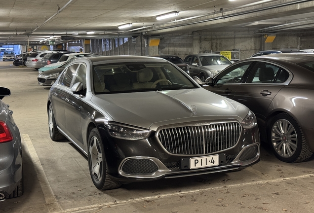 Mercedes-Maybach S 680 X223