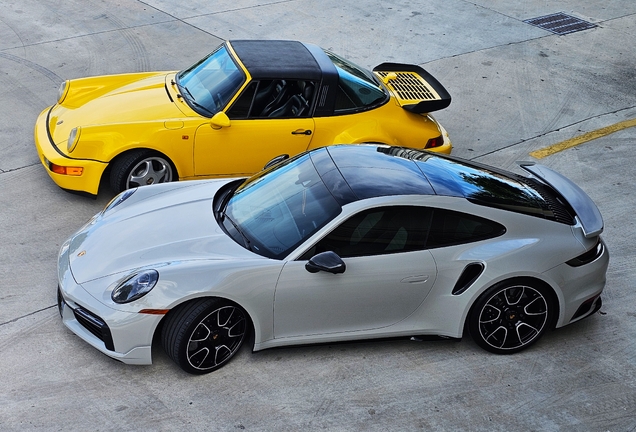 Porsche 930 Turbo Targa