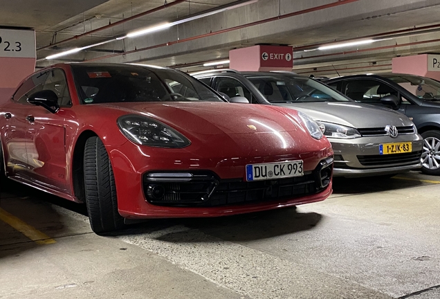 Porsche 971 Panamera GTS Sport Turismo