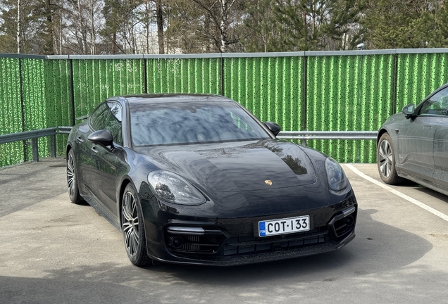 Porsche 971 Panamera Turbo S E-Hybrid