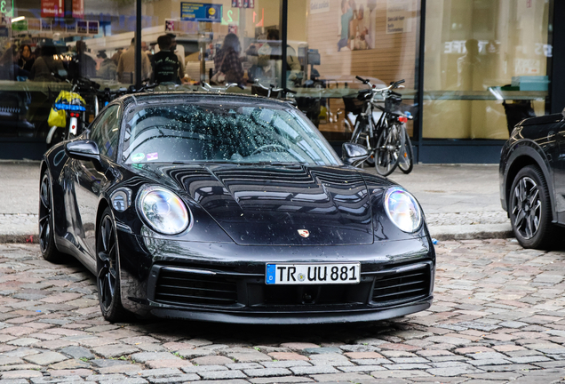 Porsche 992 Carrera 4S