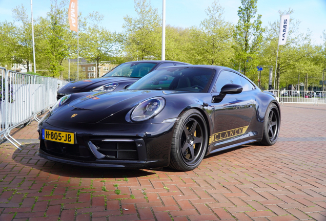 Porsche 992 Carrera 4S