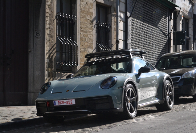 Porsche 992 Dakar