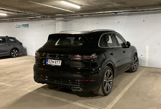 Porsche Cayenne Turbo S E-Hybrid