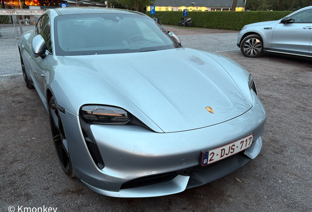 Porsche Taycan Turbo