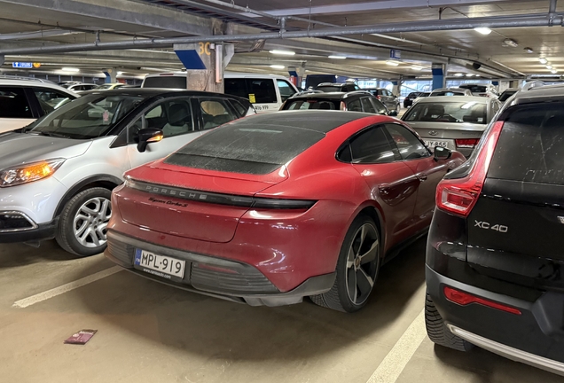 Porsche Taycan Turbo S