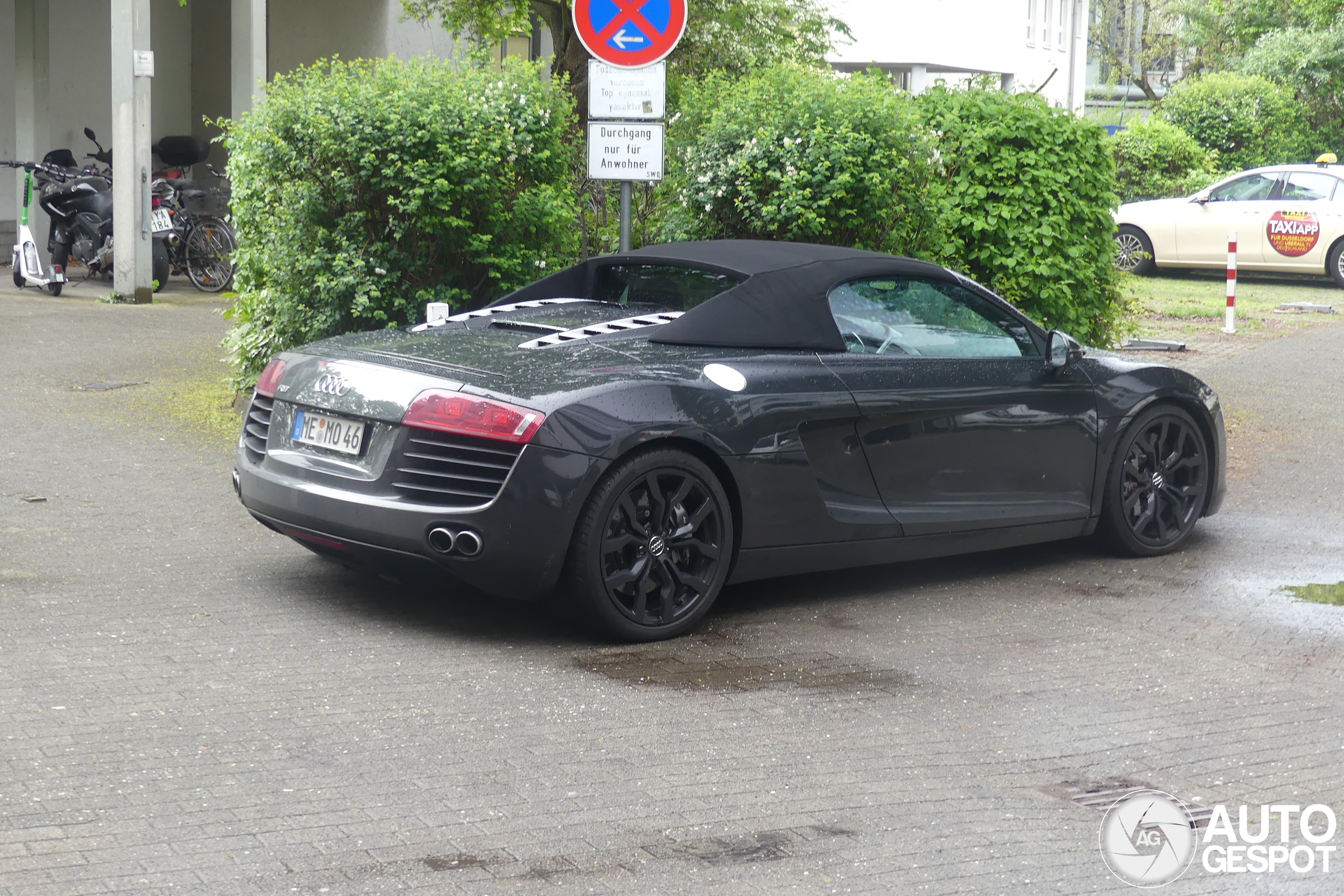 Audi R8 V8 Spyder