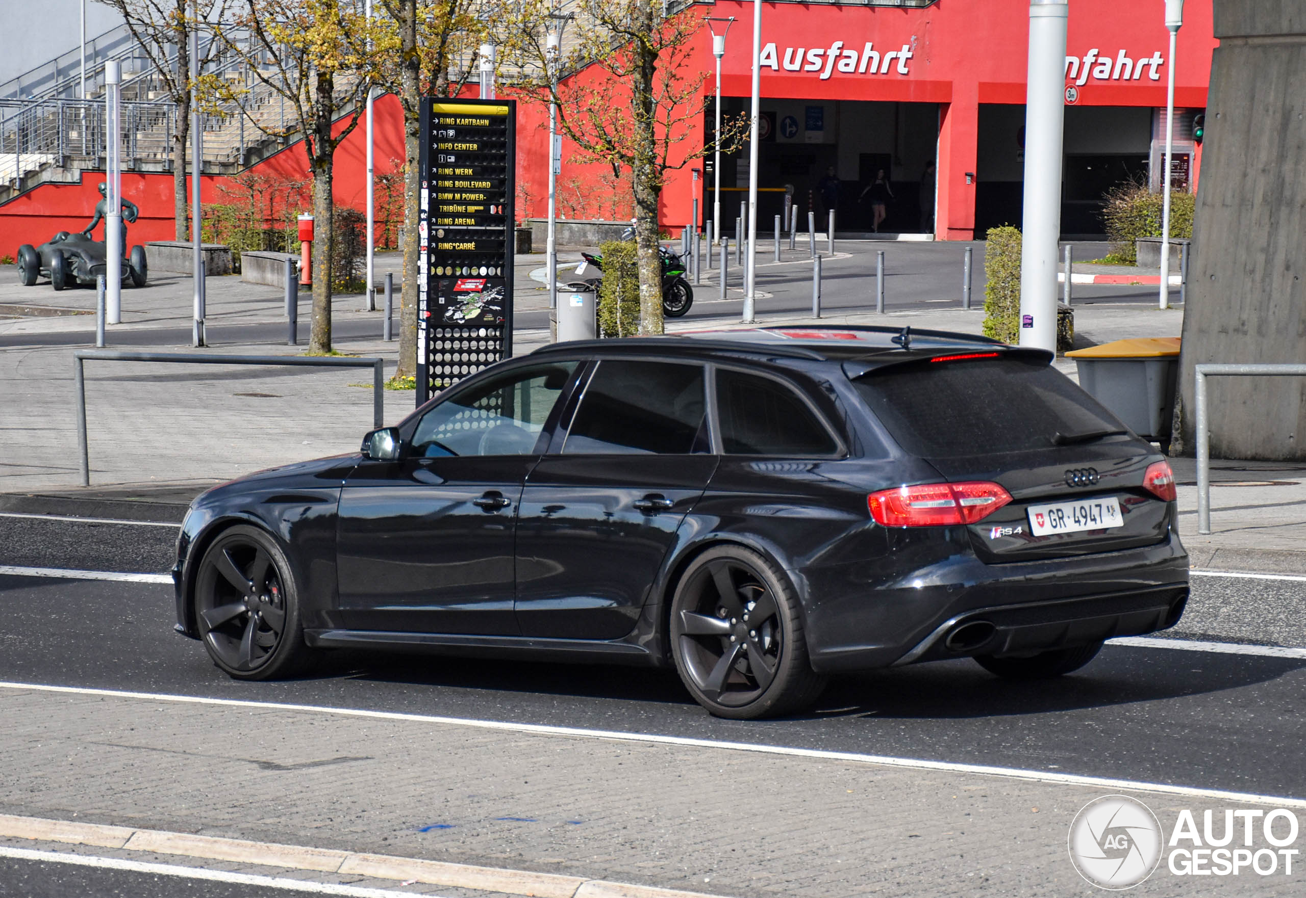 Audi RS4 Avant B8