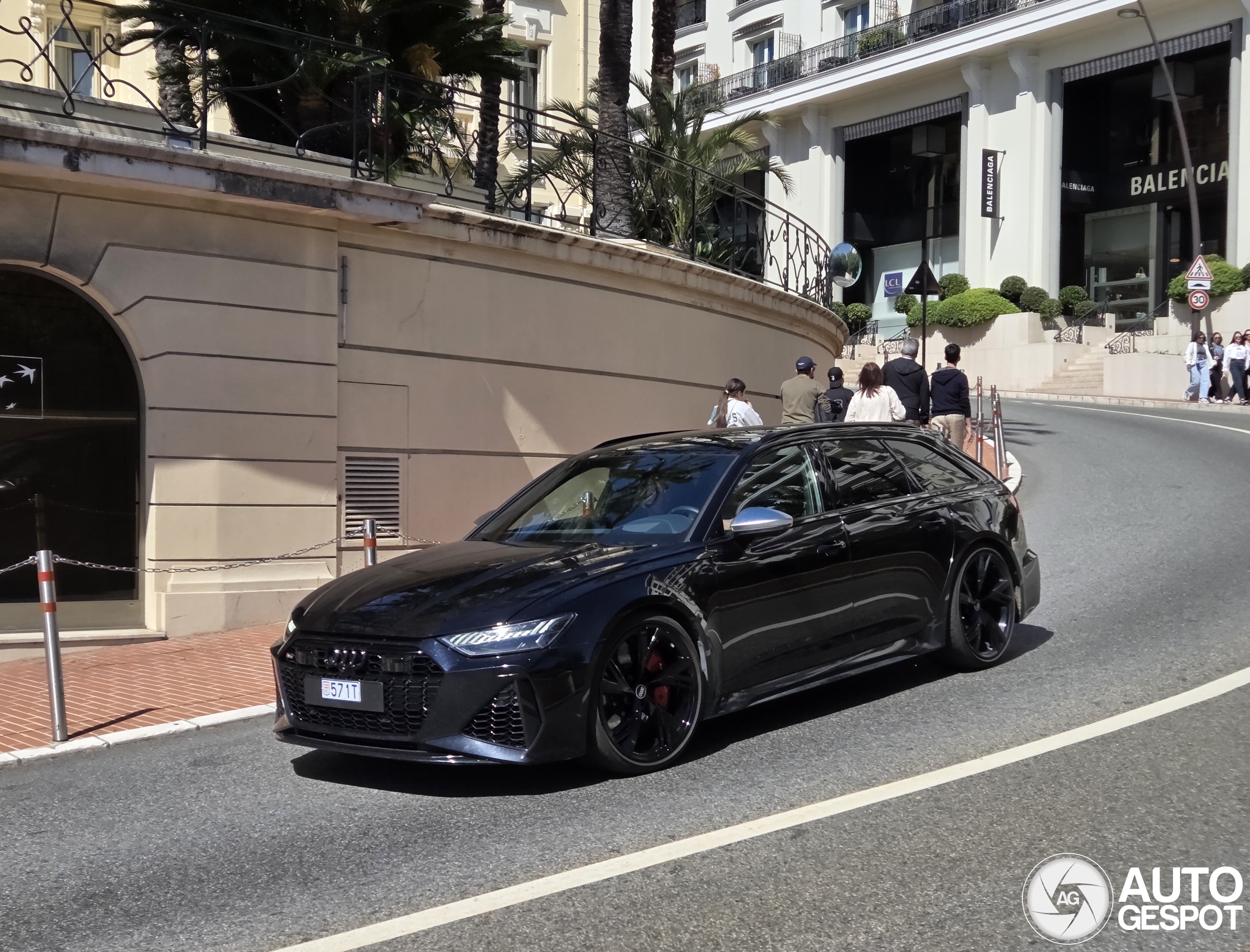 Audi RS6 Avant C8
