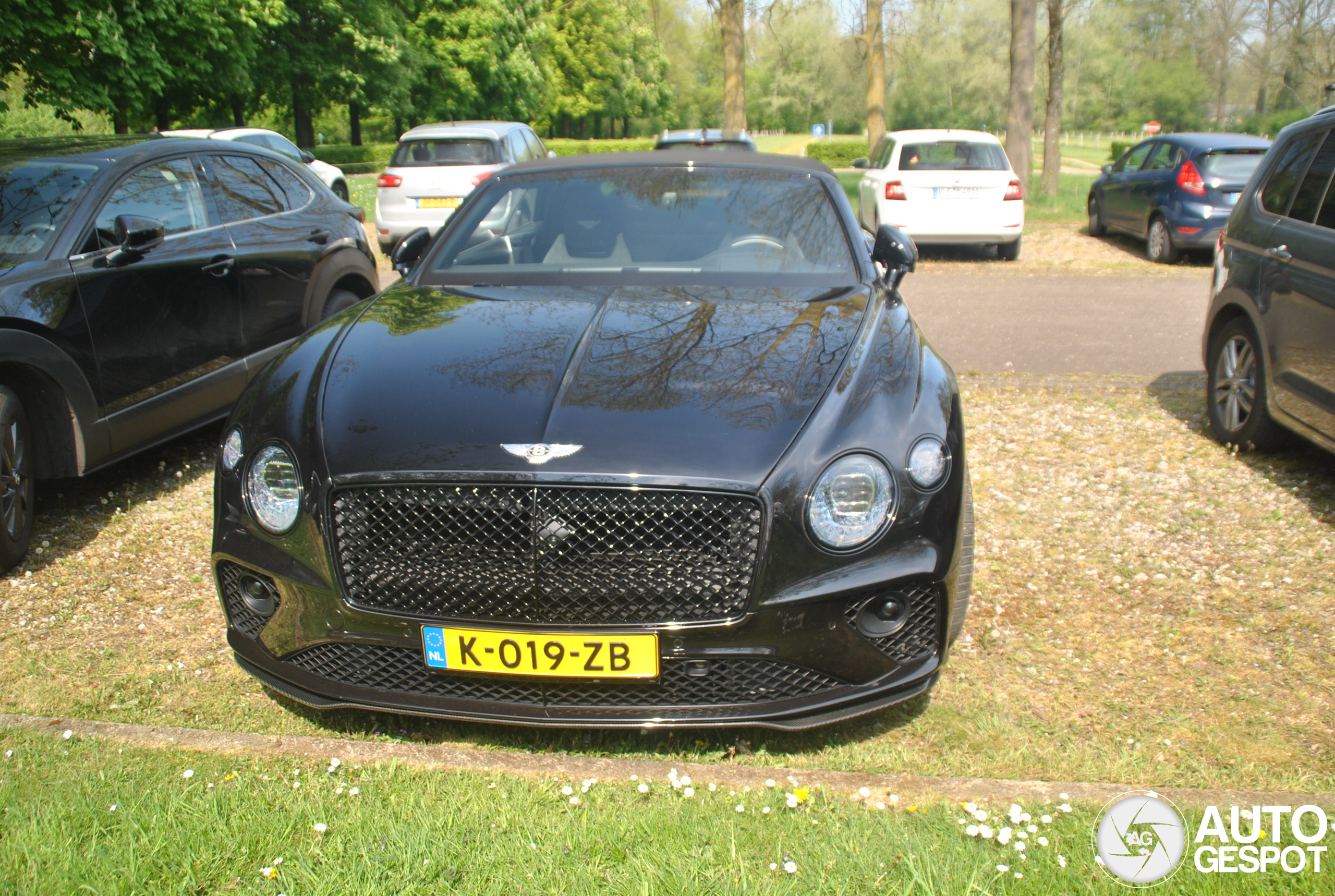 Bentley Continental GTC 2019