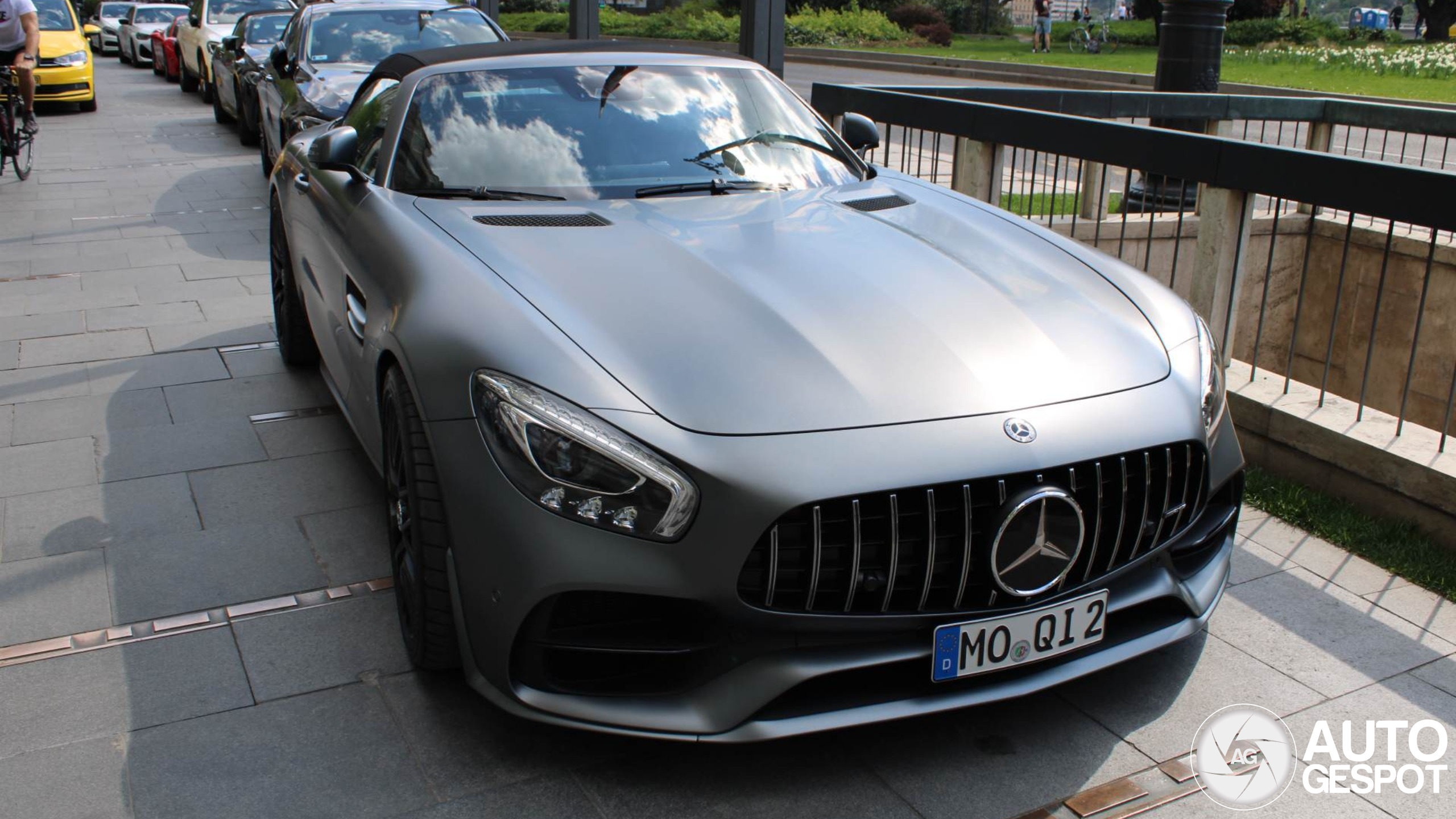 Mercedes-AMG GT Roadster R190