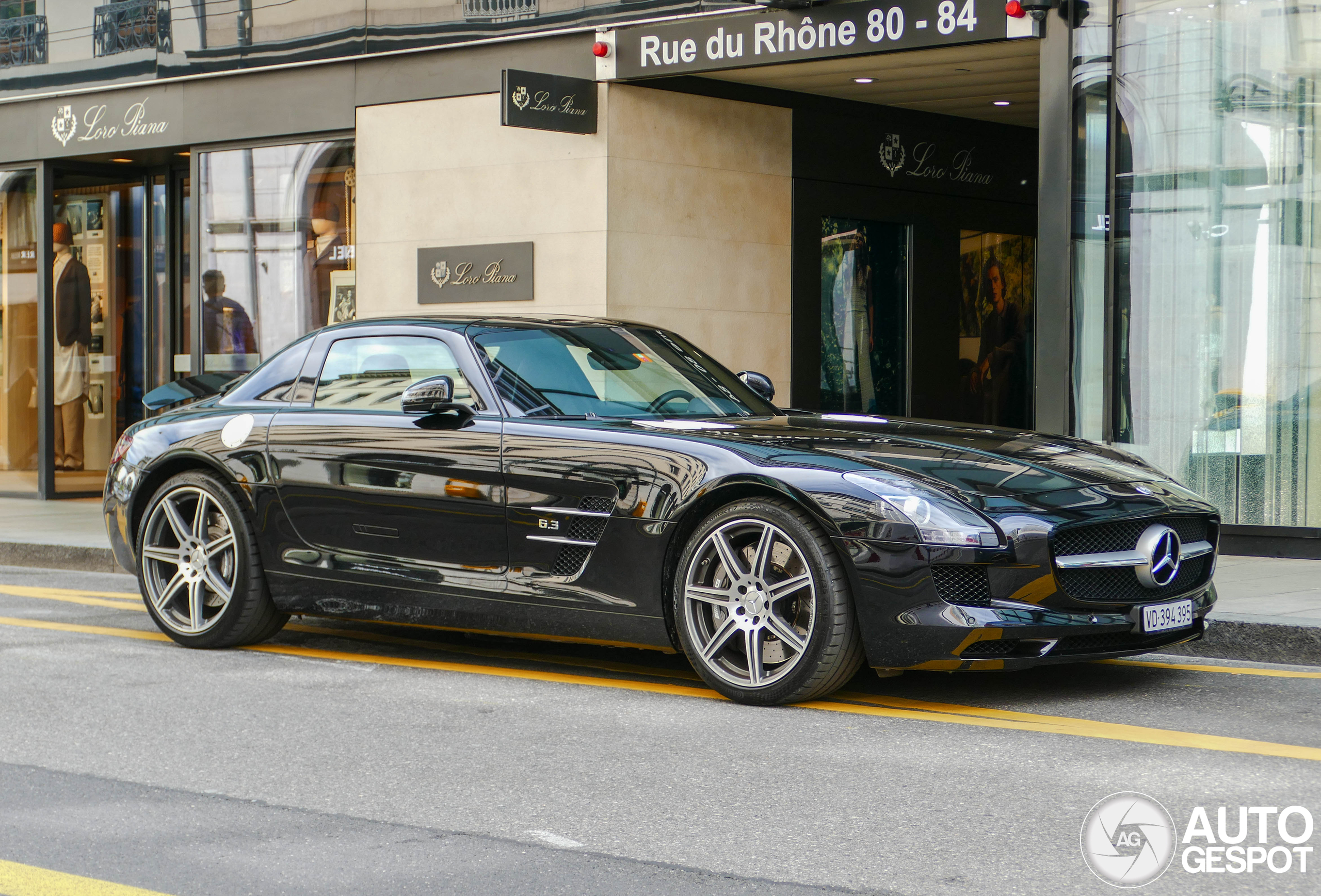 Mercedes-Benz SLS AMG