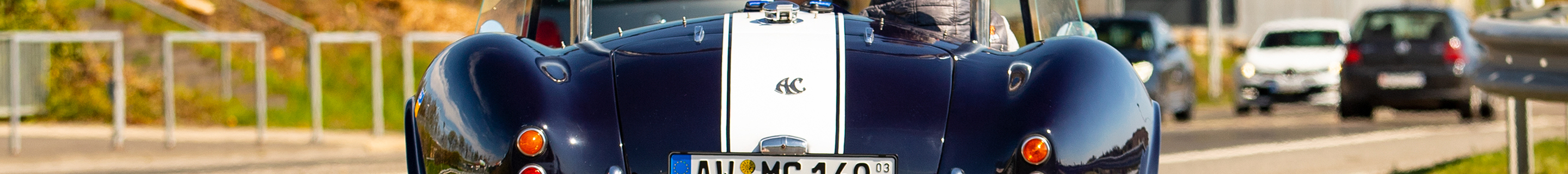 AC Cobra 427