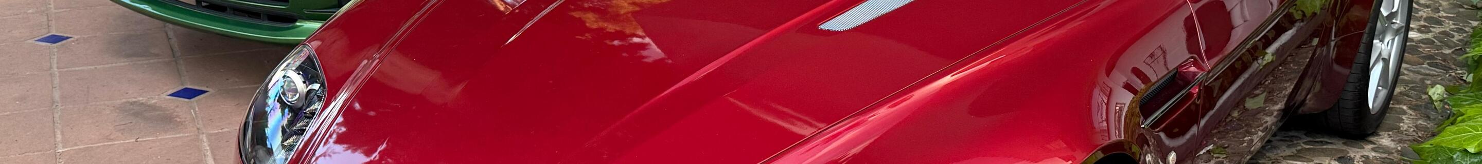 Aston Martin V8 Vantage