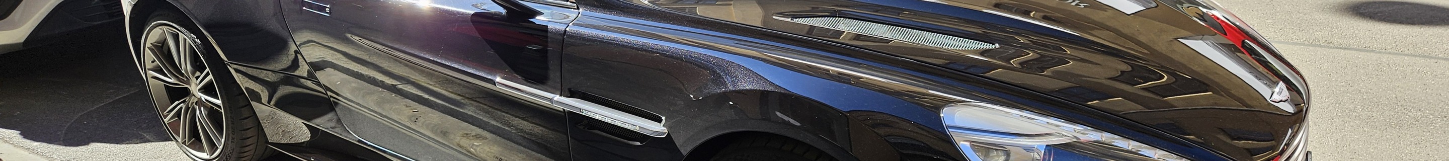 Aston Martin Vanquish 2013