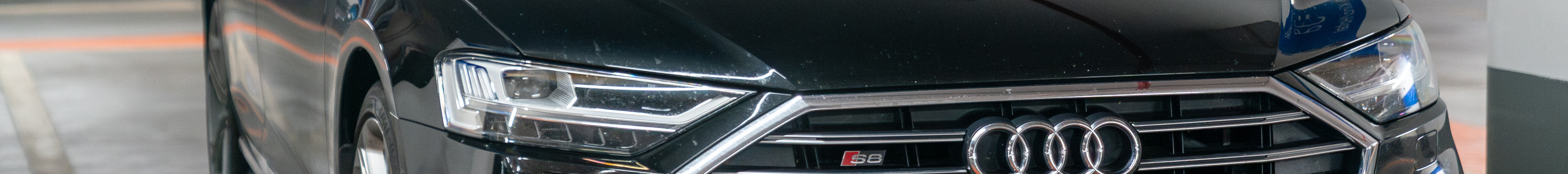 Audi S8 D5