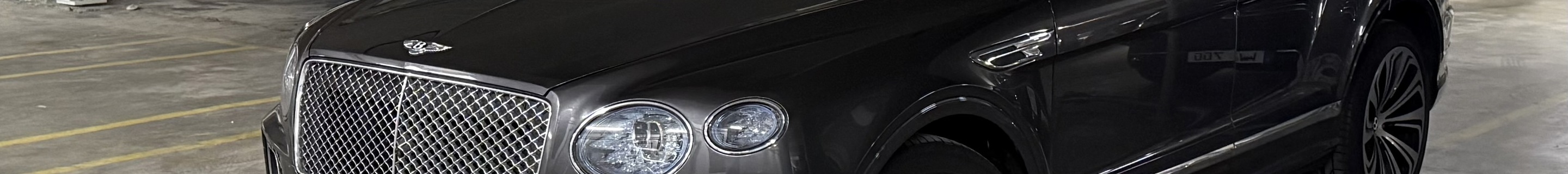 Bentley Bentayga V8 2021