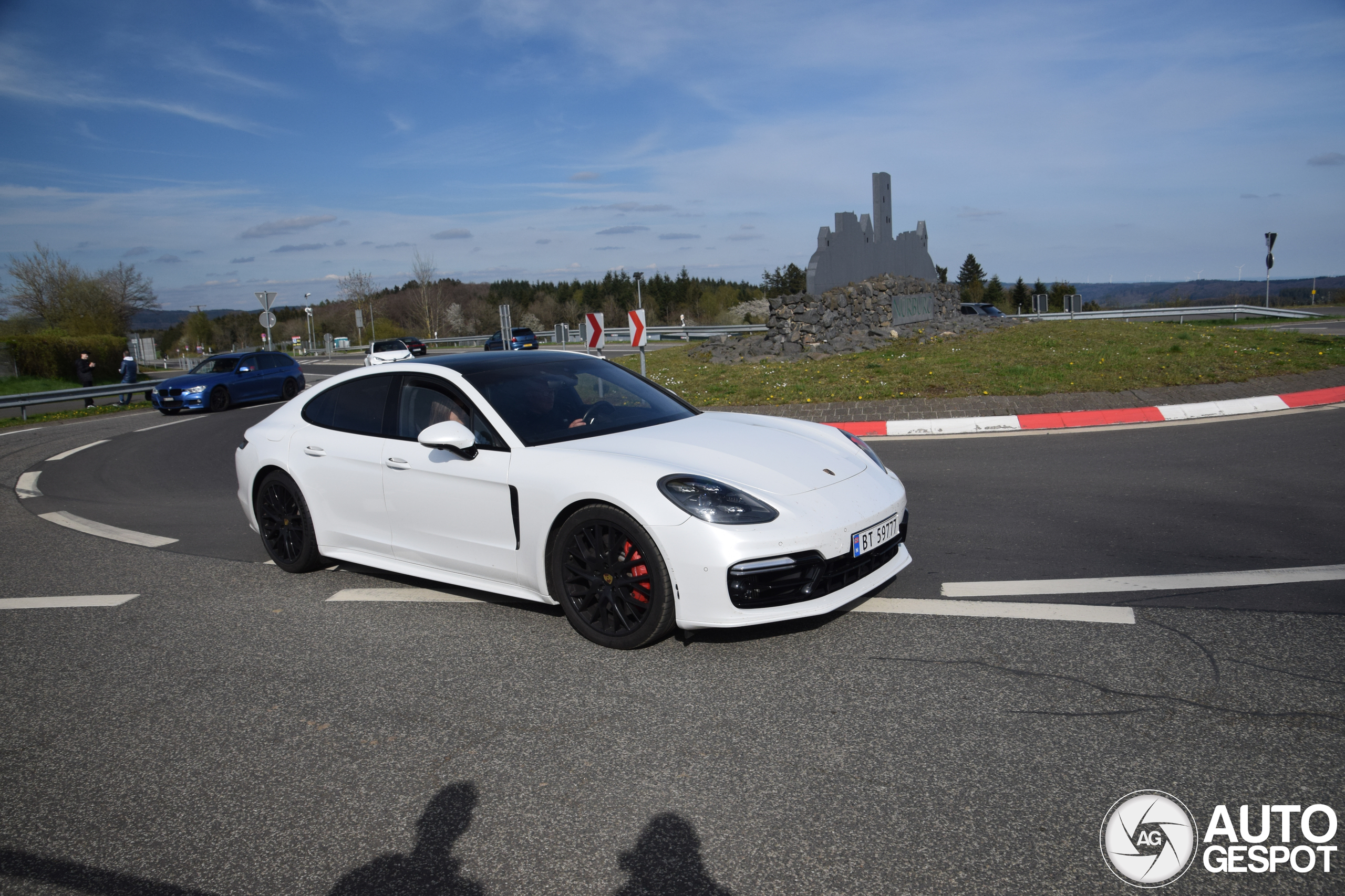 Porsche 971 Panamera Turbo