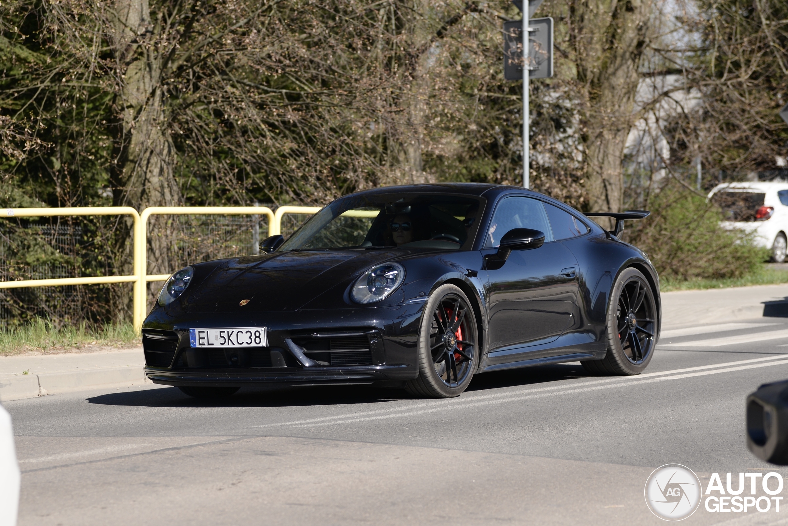Porsche 992 Carrera 4 GTS