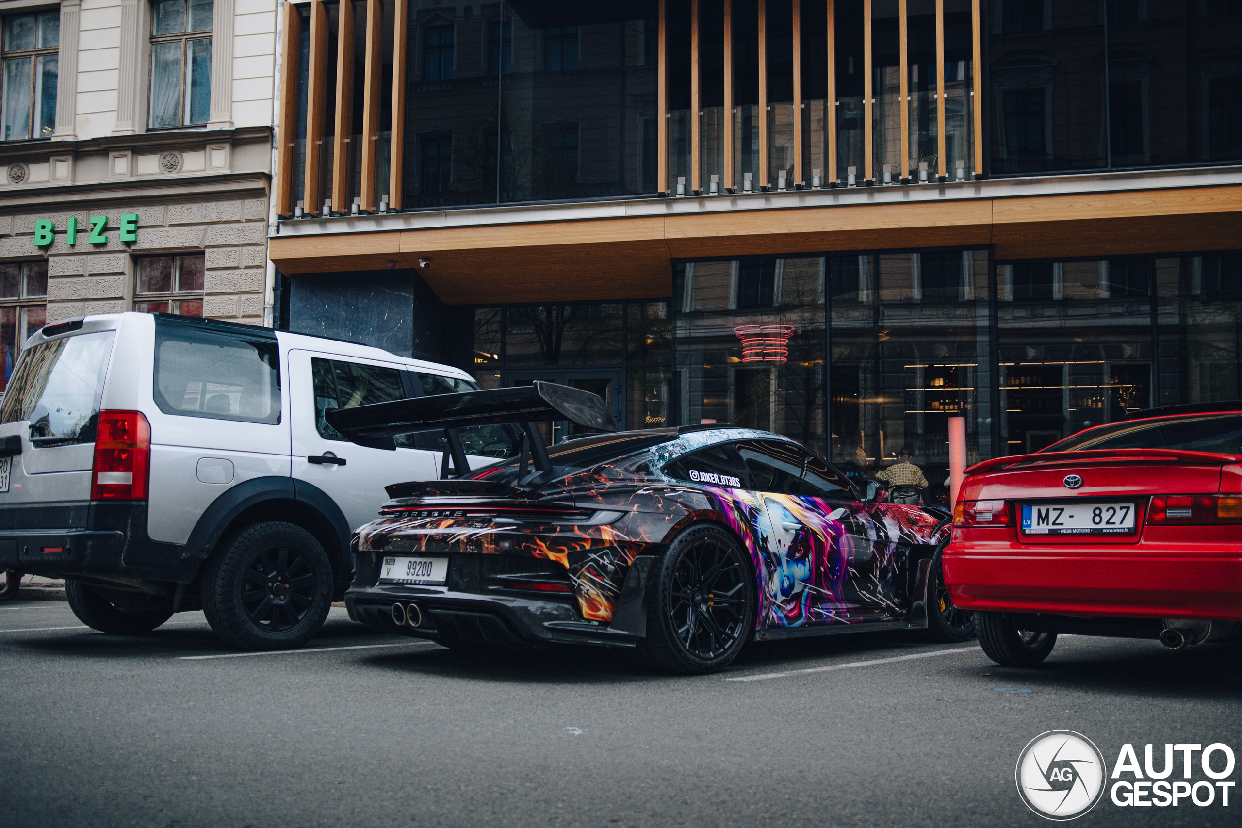 Porsche 992 GT3 RS Weissach Package