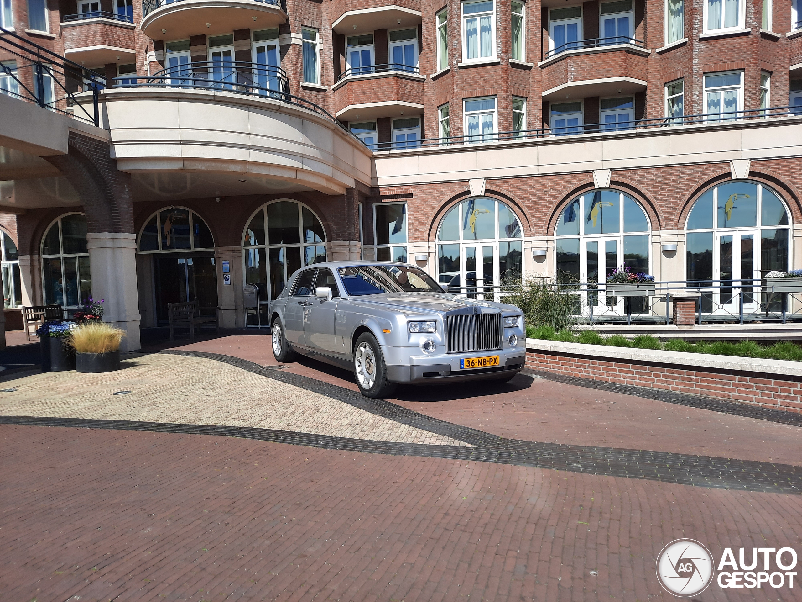 Rolls-Royce Phantom