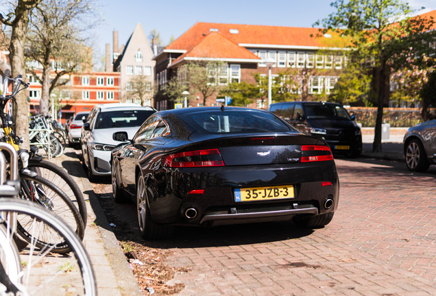 Aston Martin V8 Vantage