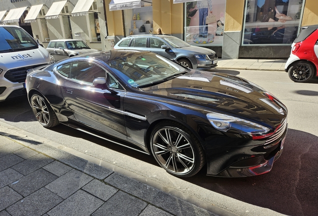 Aston Martin Vanquish 2013