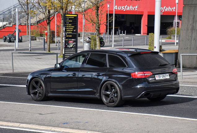 Audi RS4 Avant B8