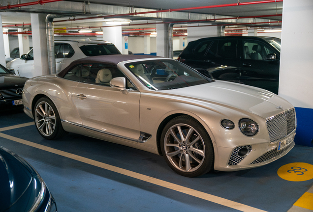 Bentley Continental GTC V8 2020