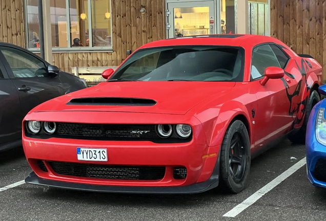 Dodge Challenger SRT Hellcat Widebody