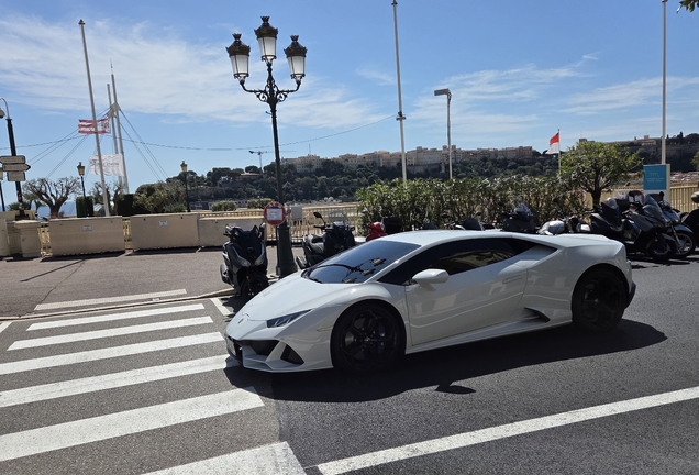 Lamborghini Huracán LP640-4 EVO