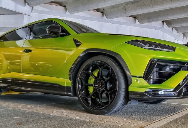 Lamborghini Urus Performante