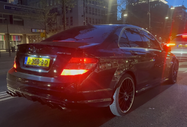 Mercedes-Benz C 63 AMG W204