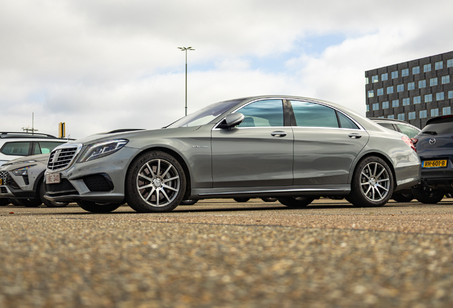 Mercedes-Benz S 63 AMG V222