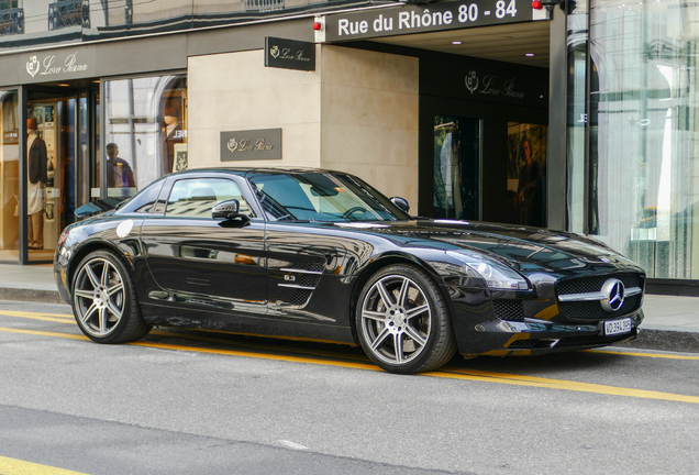 Mercedes-Benz SLS AMG
