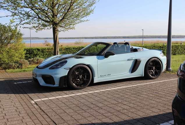 Porsche 718 Spyder RS Weissach Package