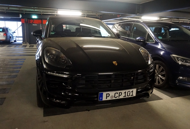 Porsche 95B Macan GTS