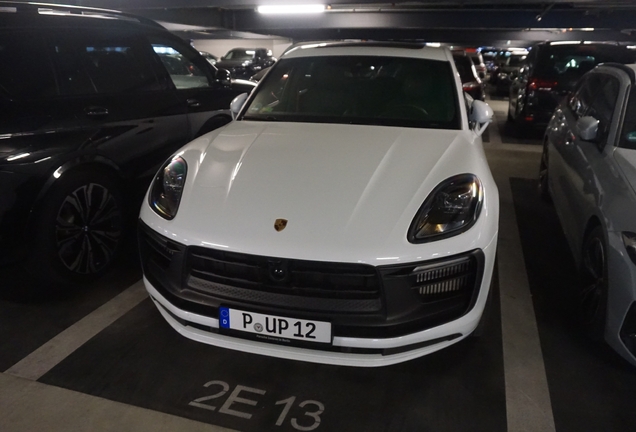 Porsche 95B Macan GTS MkIII