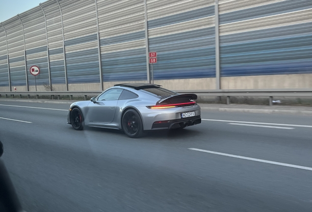 Porsche 992 Carrera 4 GTS MkII