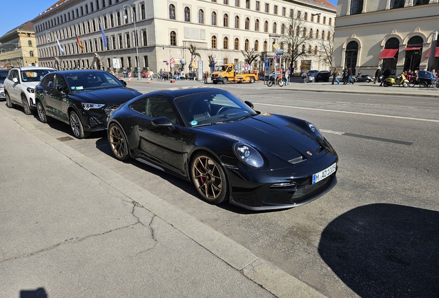Porsche 992 GT3 Touring