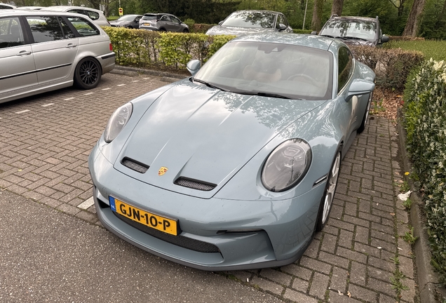 Porsche 992 S/T